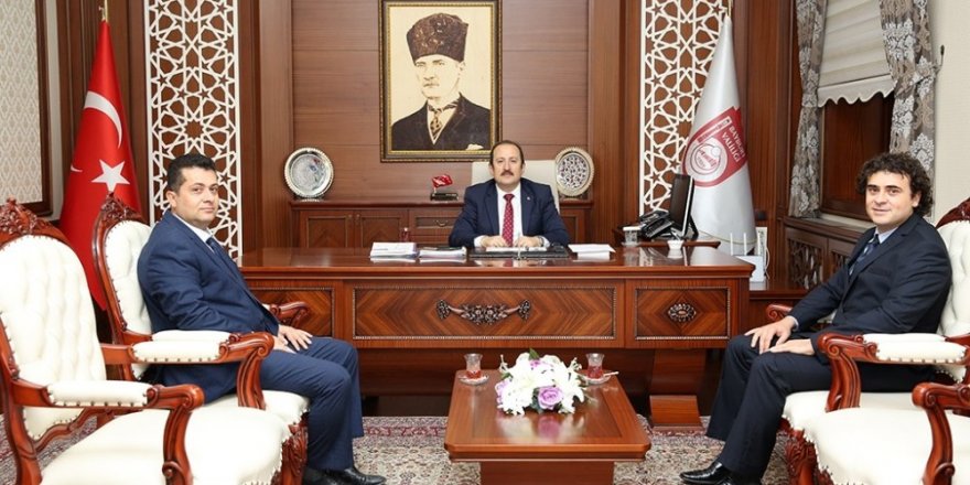 Üstün Başarılı Genç Bilim İnsanı Doç. Dr. Kahveci, Vali Ali Hamza Pehlivan’ı ziyaret etti
