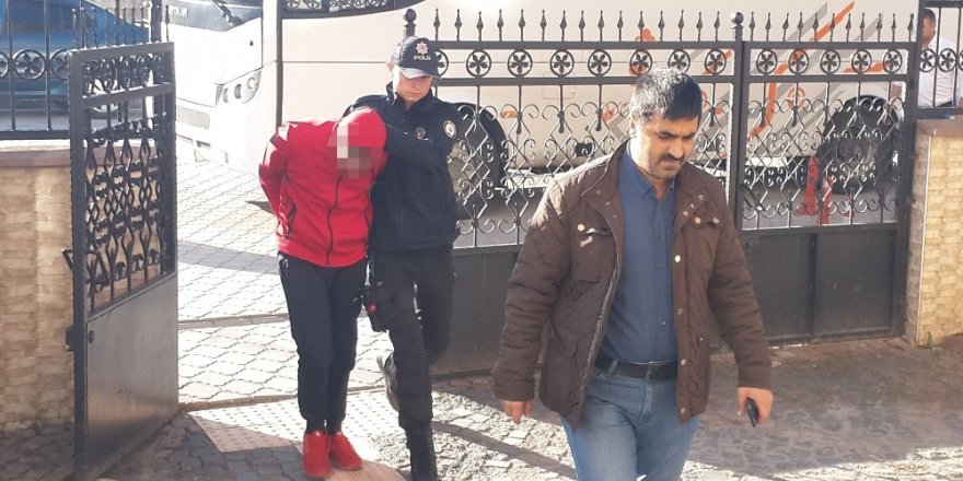 İstanbul’dan Samsun’a uyuşturucu nakli polise takıldı