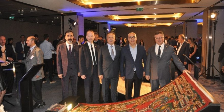 TİM Halı Sektör Kurulu Başkanı Kaplan: "Yetenekli gençler halı sektörü için büyük kazanç"