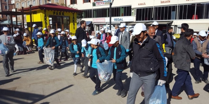 Tuzluca’da temizlik kampanyası