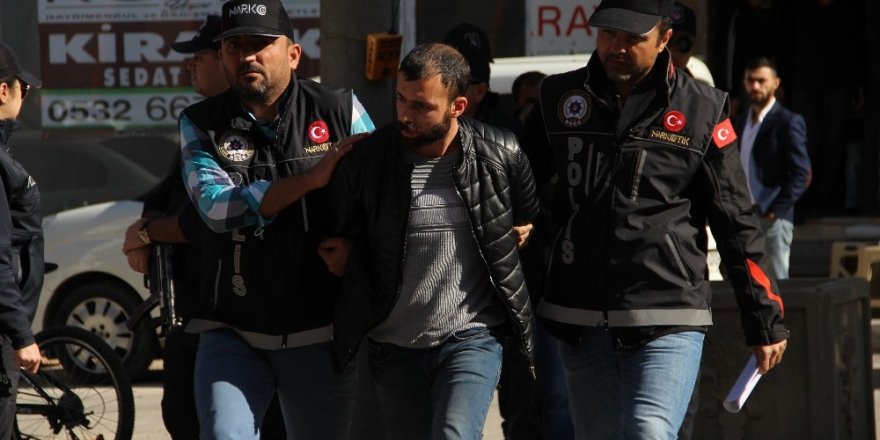 Yarım milyonluk uyuşturucu madde piyasaya sürülmeden ele geçirildi