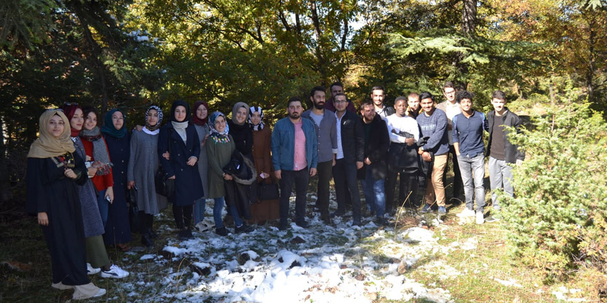 Karatay gençlik meclisi doğa yürüyüşünde