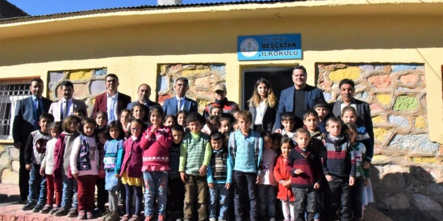 Kaymakam Öztürk’ten mahalle ziyareti