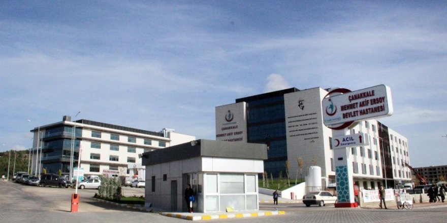 Göze saplanıp beyne giren tuvalet fırçası 4 saatte çıkarılabildi