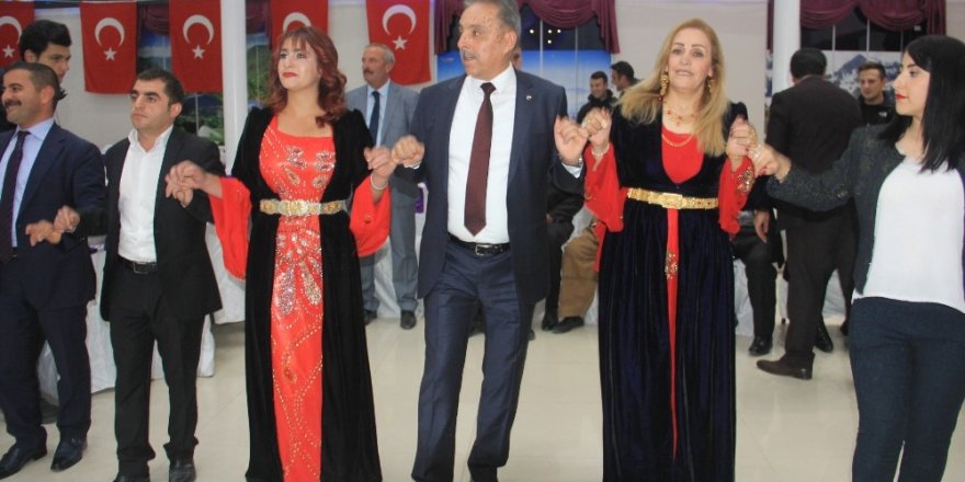 Vali Toprak Konya’ya halaylarla uğurlandı