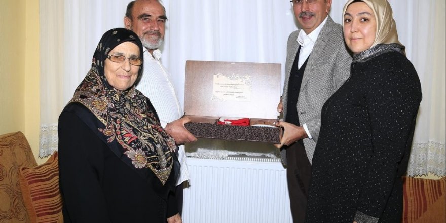 Nevşehir Belediye Başkanı Seçen, yarım asırlık çiftlere ziyaretlerini sürdürüyor