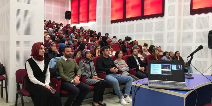 Öğrencilere tarih anlatıldı