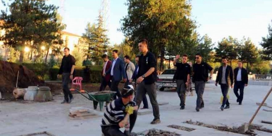 Kara Şehitliği peyzaj çalışmaları titizlikle devam ediyor