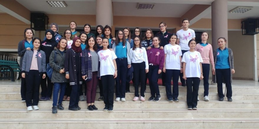 Lise öğrencilerinden kansere karşı ’pembe kurdele’