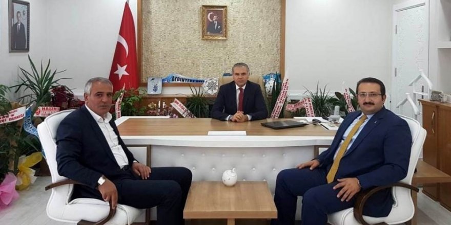 AK Parti İl Başkanı Yumak: “Kaymakamımız Akın, çok başarılı projelere imzasını atacaktır”