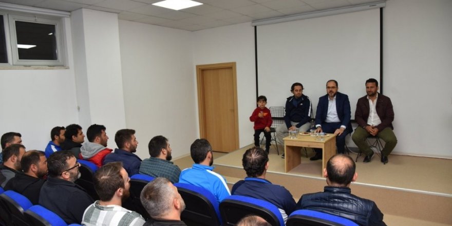 Başkan Ayaz Başiskele halkını dinliyor
