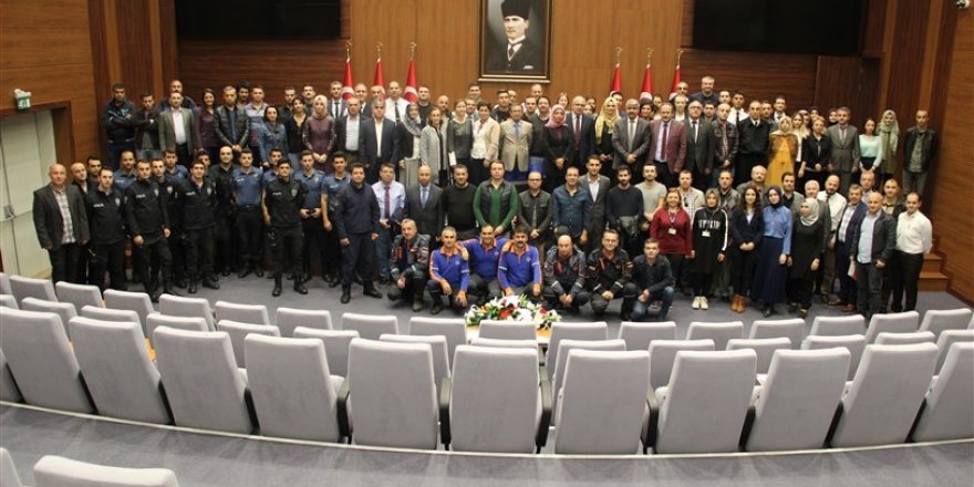 Kocaeli valiliğinde kimyasal ve şüpheli paket eğitimi düzenlendi
