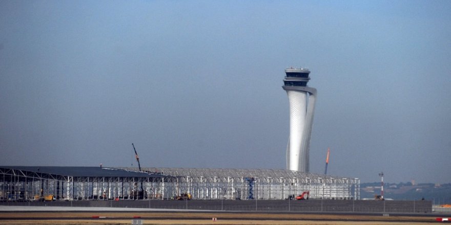 İstanbul Havalimanı’ndan ilk uçuş Ankara’ya yapıldı