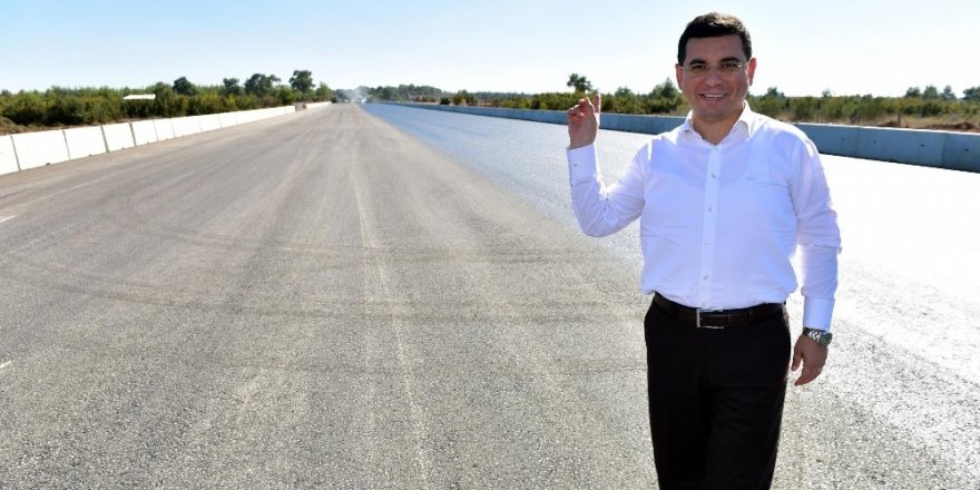 Tütüncü pist çalışmalarını inceledi