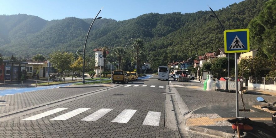 Büyükşehir yol çizgilerini hatırlattı