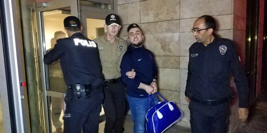 Ünlü fenomen Kerimcan’ı darp eden ve birçok suçtan aranan şahıs teslim oldu