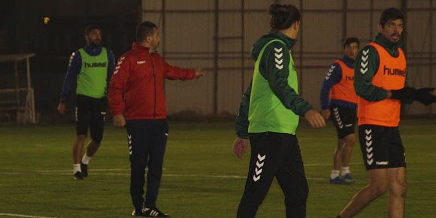 Anadolu Selçukspor çıkış peşinde!