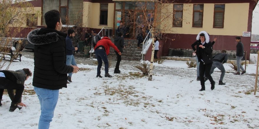 Erzurum’da kar yağışı ve soğuk hava