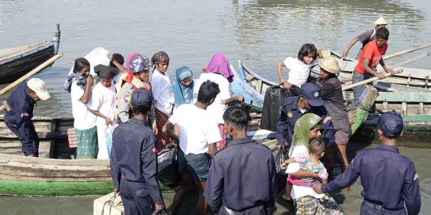Myanmar 93 Rohingyalıyı Malezya’ya kaçıran bota el koydu