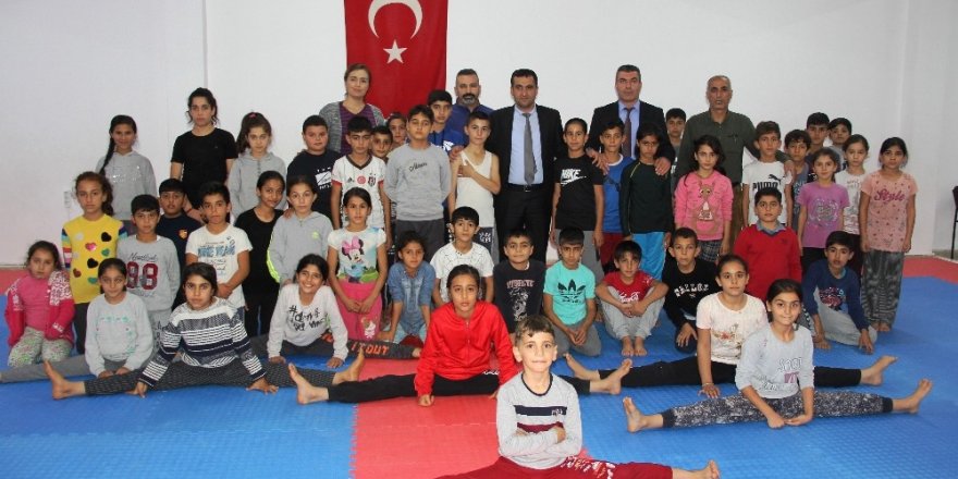 Mersin’de "Bağımlı Olma Sporcu Ol Projesi"