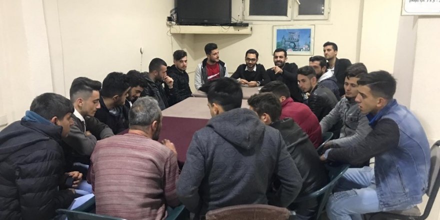 AK Parti Kemalpaşa Gençlik Kolları seçim startını verdi