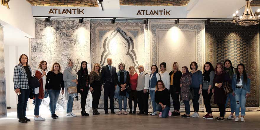 AK Parti Nazilli Kadın Kolları Başkanı’ndan Atlantik Halı fabrikasına ziyaret