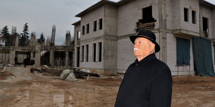 Ünlü iş adamı belediye başkanlığı için kolları sıvadı