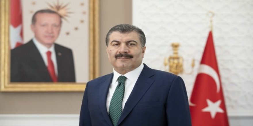 Sağlık Bakanı Koca çöze çöze ilerliyor