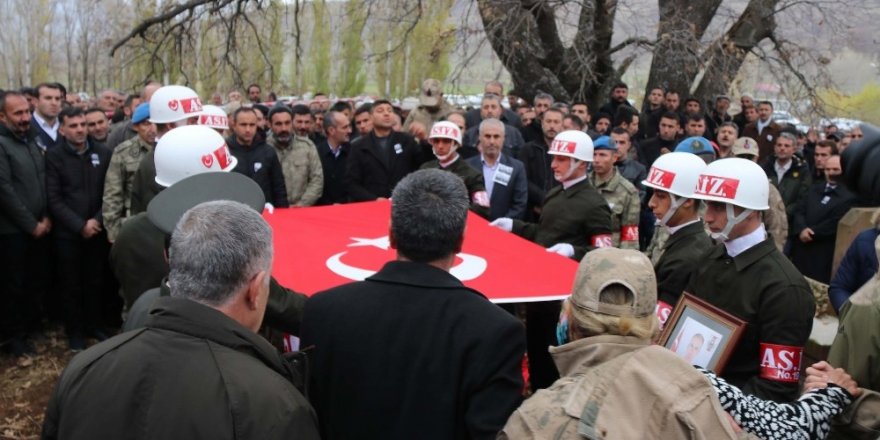 Sancaktepe şehidi gözyaşları içinde son yolculuğuna uğurlandı