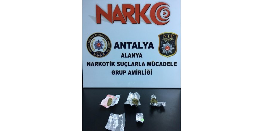 Alanya’da uyuşturucu taciri tutuklandı