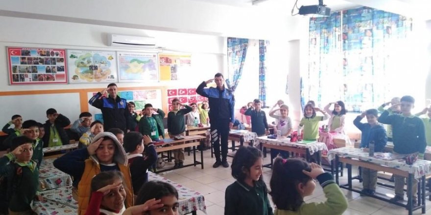 Öğrencilere polislik mesleği anlatıldı