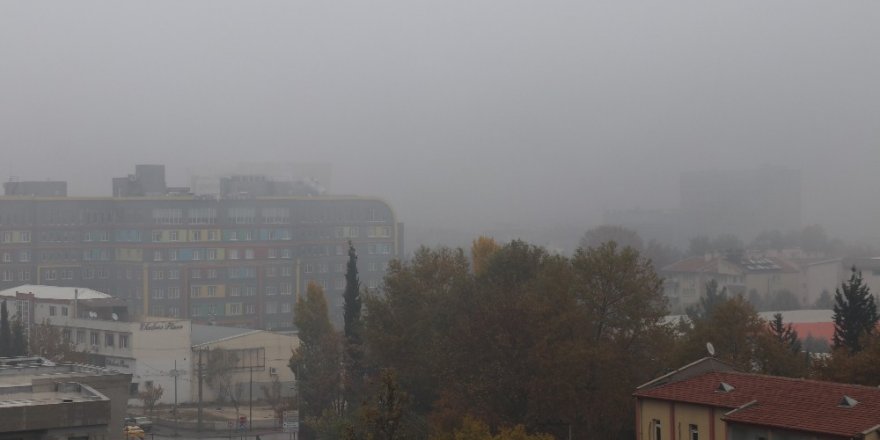 Gaziantep’te sis 3 gündür etkisini sürdürüyor