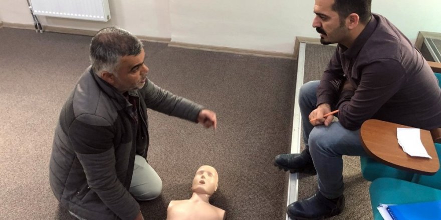 Van Büyükşehir Belediyesi personeline ilkyardım eğitim