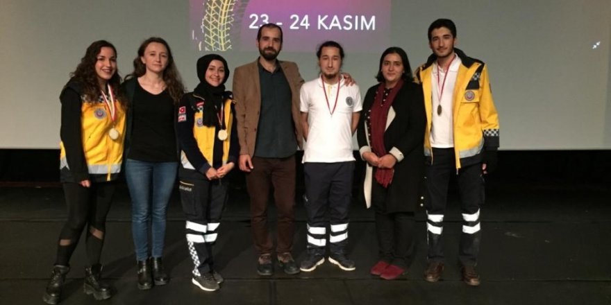 Termal MYO "ambulans rallisi"nde birinci oldu