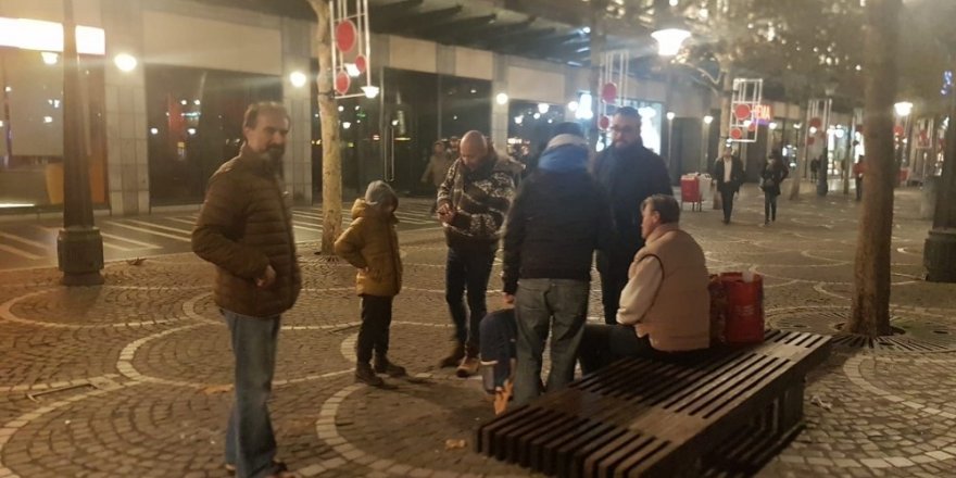 Belçika’da evsizlere Müslümanlardan yardım eli