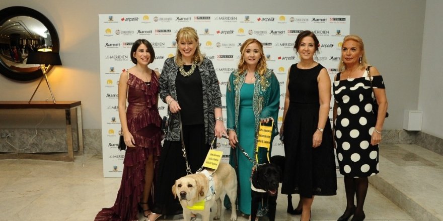 Rehber Köpekler Derneği’nden Sonbahar balosu