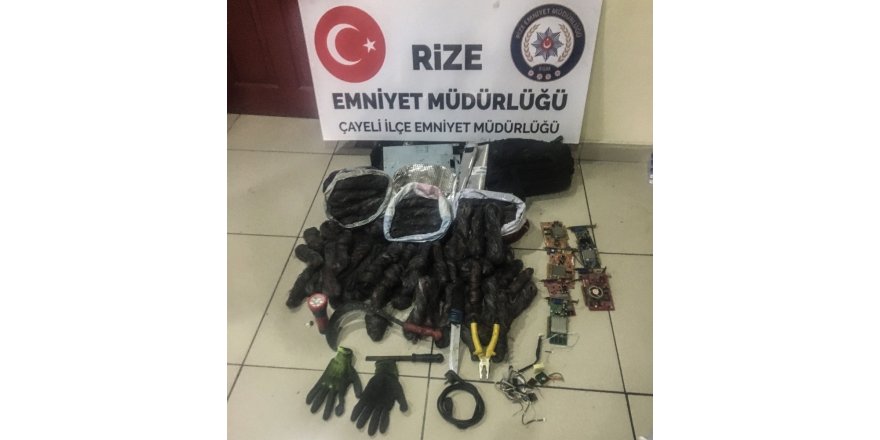Rize’nin Çayeli ilçesinde hırsızlık yapan 3 yabancı uyruklu kişi yakalandı