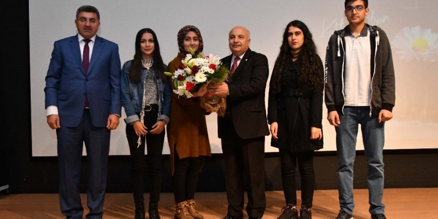 “Biz Bize” adlı söyleşi programı düzenlendi