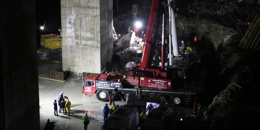Beton blok altında kalan işçilerden 1’nin daha cansız bedenine ulaşıldı