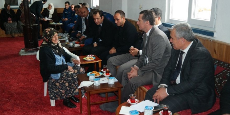 Kızılcahamam Kaymakamı Yıldız, ilçe sakinlerini dinledi