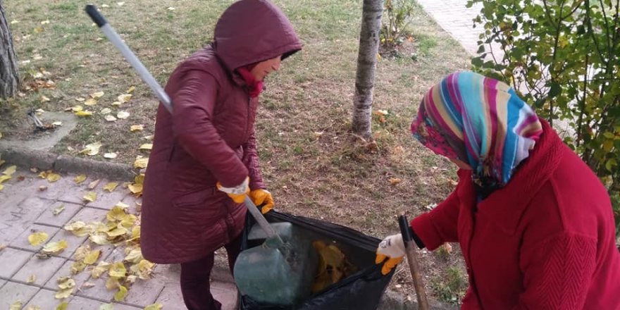 Bu ilçenin temizliği kadınlardan soruluyor