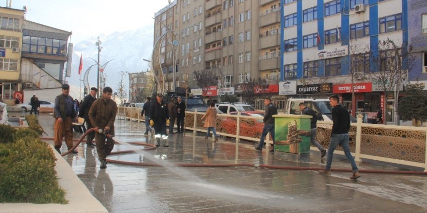 Hakkari caddeleri pırıl pırıl
