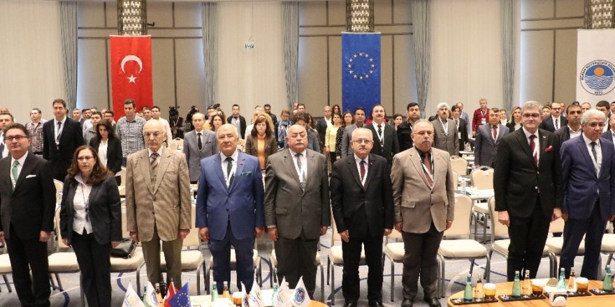 Kocamaz: "İnsanları önümüzdeki 50 yıl içinde en çok etkileyecek sorun küresel ısınmadır"