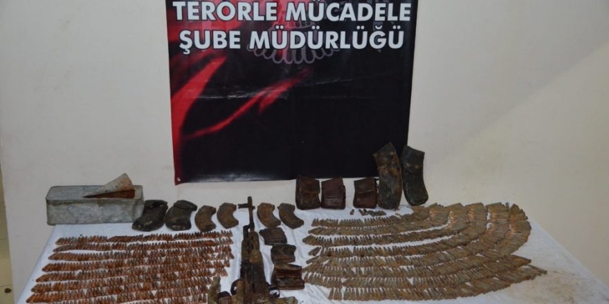Van’da PKK’ya ait silah ve mühimmat ele geçirildi