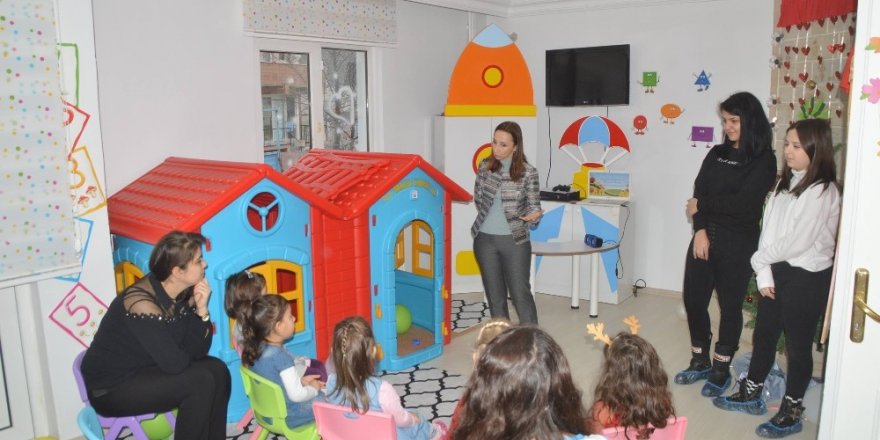 Minik öğrencilere beslenme ve hijyen eğitimi