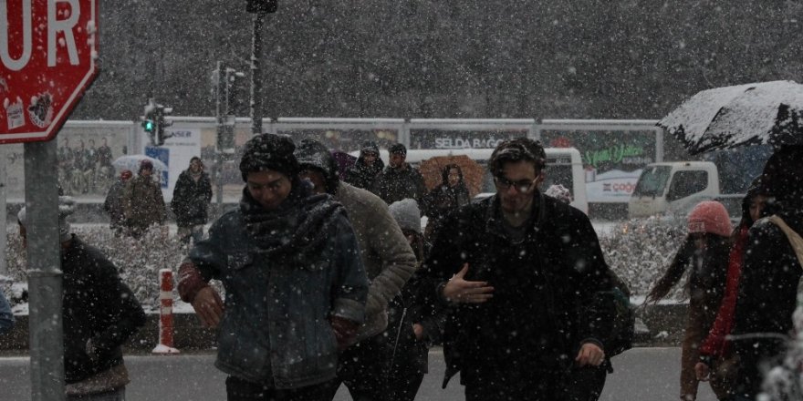 Eskişehir’de yoğun kar yağışı