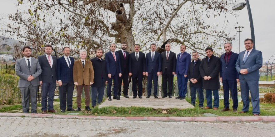 Vali Baruş ve Başkan Gürkan müftülerle buluştu