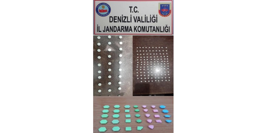 Jandarma 169 adet extacy isimli uyuşturucu hap yakaladı