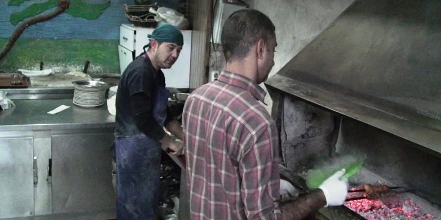 Asgari ücrete zam yüzleri güldürdü