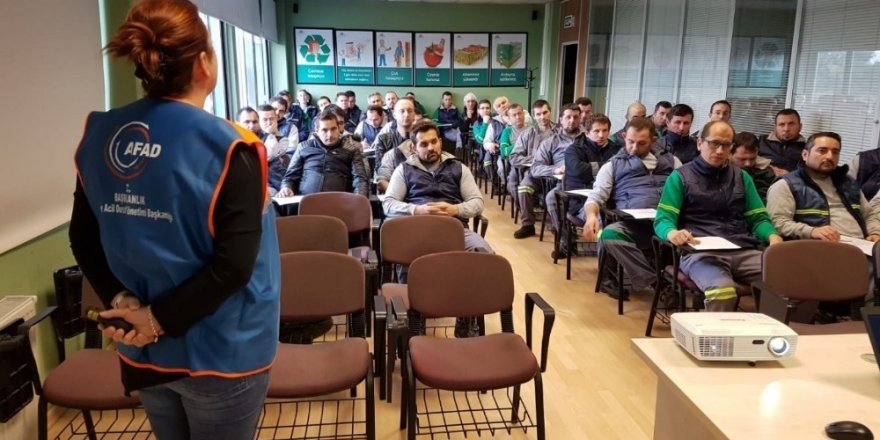 Ambalaj ve kağıt firması personeline deprem tatbikatı